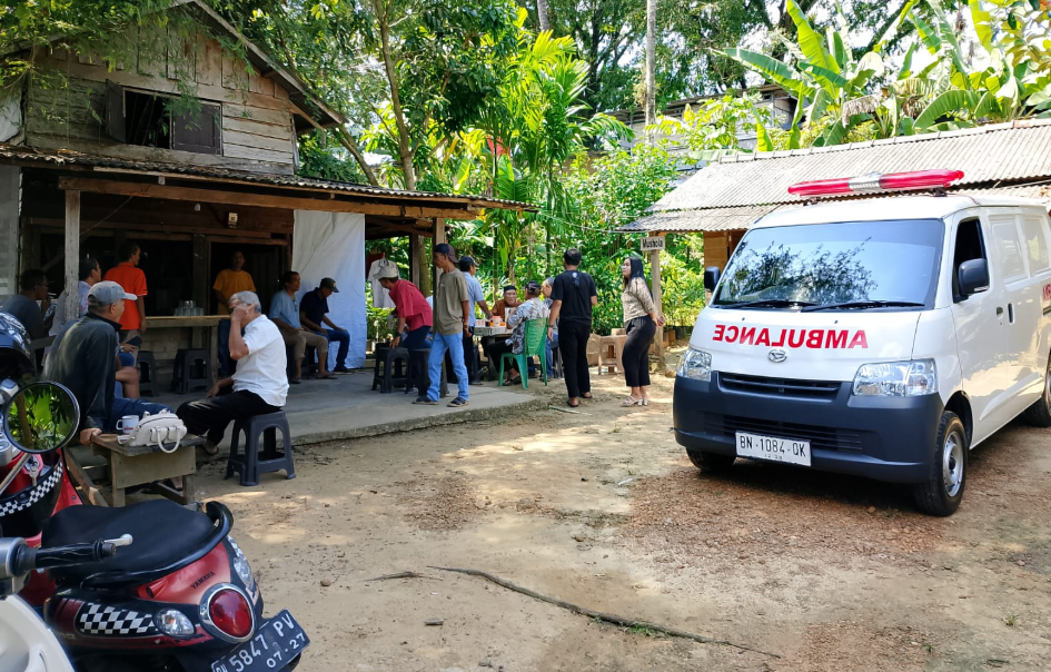 Brigjen TNI (Purn) dr. Ismi Purnawan, Sp.JP(K), M.A.R.S., FIHA—yang akrab disapa Dokter Ipong—terus menunjukkan komitmennya terhadap kesehatan masyarakat. Bersama Pondok Aspirasi “Himyar Arsani”, ia menggelar aksi sosial berupa pemeriksaan jantung dan EKG gratis bagi warga Pangkalpinang.