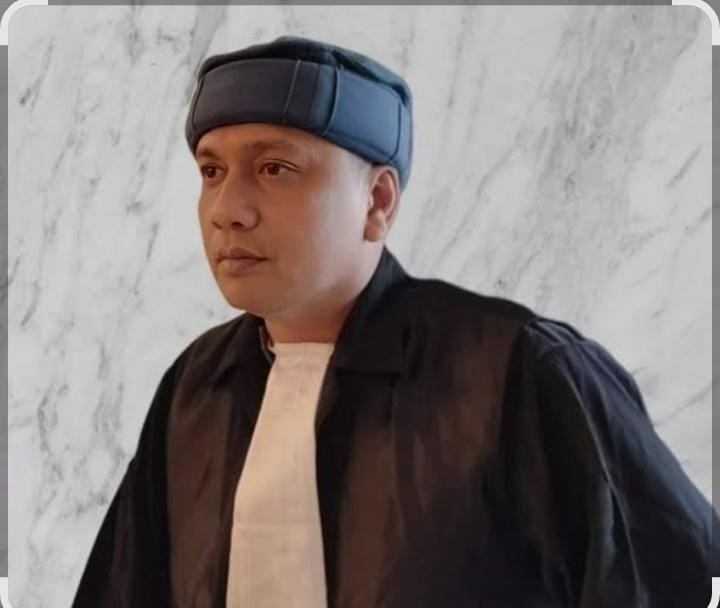KBOBABEL.COM (PANGKALPINANG) – Arah penanganan kasus dugaan penipuan atau penggelapan bahan material senilai Rp825.318.000 yang sempat menyeret nama Gubernur Kepulauan Bangka Belitung, Hidayat Arsani, kini berubah signifikan. Minggu (14/12/2025)