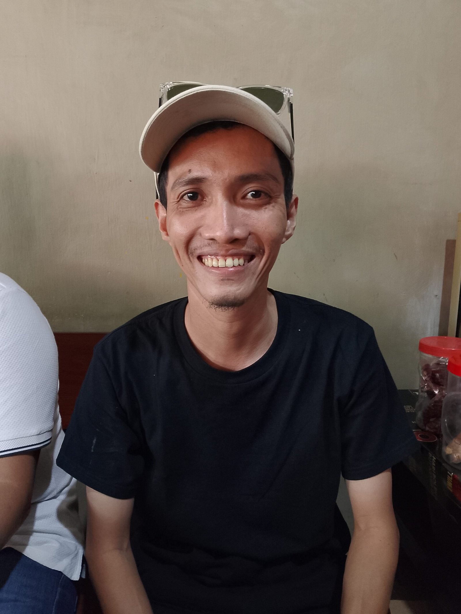 KBOBABEL.COM (Pangkalpinang) — Konser musik bertajuk Sounds of Babel Vol. 5 yang digelar pada Sabtu, 24 Januari 2026, berlangsung sukses dan meriah di Lapangan GOR Sahabudin, Pangkalpinang. Minggu (25/1/2026)