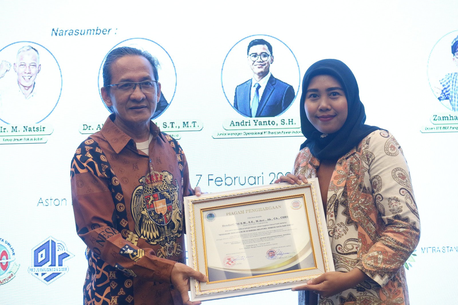 KBOBABEL.COM (PANGKALPINANG) – Rencana pembangunan Pembangkit Listrik Tenaga Nuklir (PLTN) di Bangka Belitung terus menjadi perhatian berbagai kalangan, termasuk akademisi. Dosen Program Studi Akuntansi STIE IBEK Pangkalpinang, Hendarti Tri S.M., S.E., M.Acc., Ak., CA., CSRS., menilai bahwa wacana tersebut perlu dipahami secara komprehensif, objektif, dan berbasis data ilmiah. Jumat (13/2/2026)