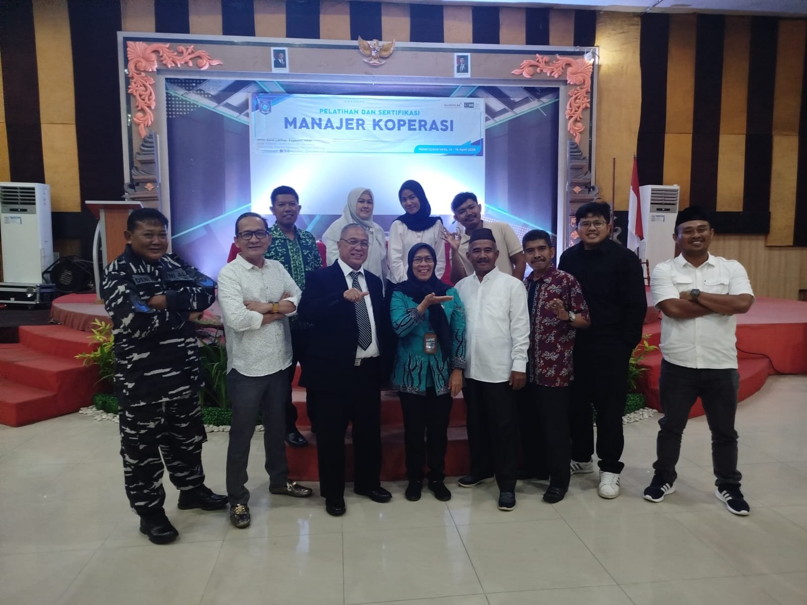 KBOBABEL.COM (PANGKALPINANG) — Ujian kompetensi Pelatihan dan Sertifikasi Manajer Koperasi yang diselenggarakan oleh Dinas Koperasi dan UKM Provinsi Kepulauan Bangka Belitung di Hotel Grand Vella Bangka, Kamis (16/4/2026), menghasilkan 20 peserta dinyatakan kompeten, sementara satu peserta lainnya belum memenuhi standar kelulusan.