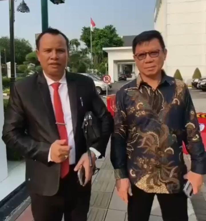 KBOBABEL.COM (JAKARTA)– Polemik yang menyeret nama PT Putra Prima Mineral Mandiri (PMM) terkait dugaan penyelundupan barang berbahaya, material radioaktif hingga tuduhan adanya komoditas bernilai triliunan rupiah akhirnya mendapat ruang klarifikasi di tingkat pemerintah pusat.