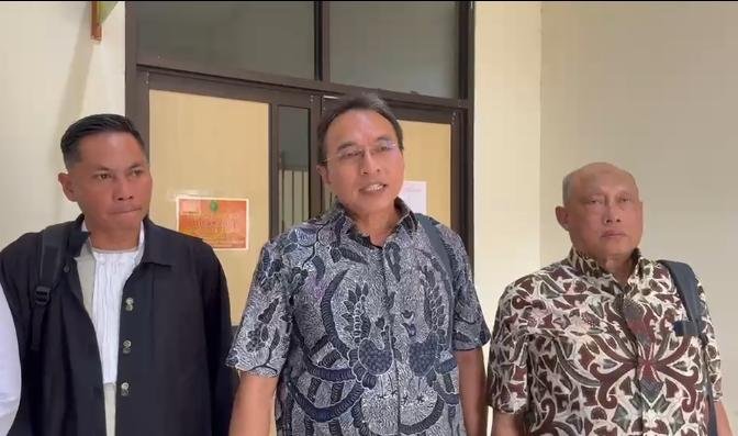 Ketua Umum PP IDAI : Dr.dr. Piprim Basarah Yanuarso, Sp.A, Subsp.Kardio(K)
Ketua BP2A IDAI Pusat :
Prof. Dr. dr. Aryono Hendarto, Sp.A, Subsp.NPM(K), MPH, SH, MH