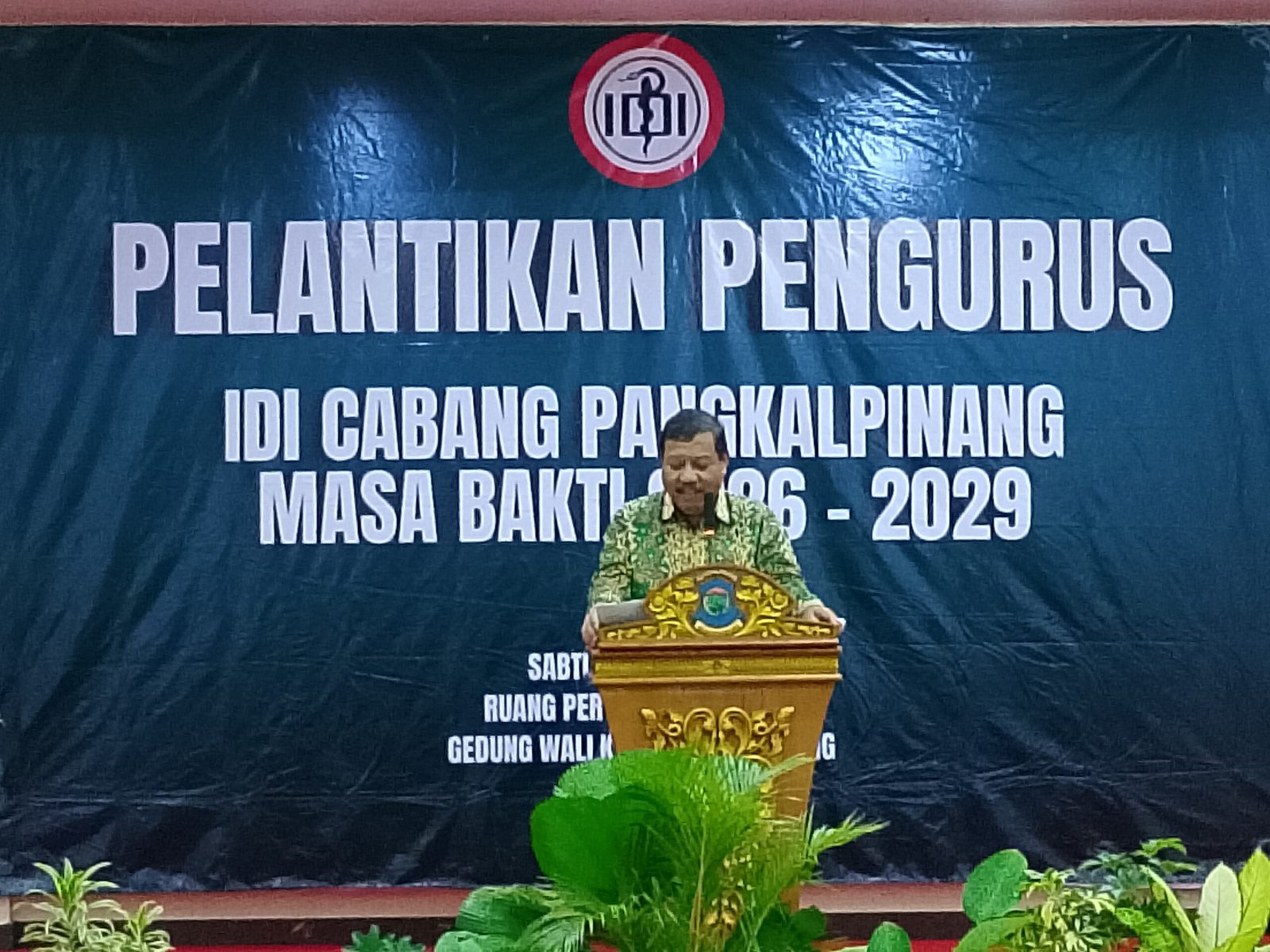 KBOBABEL.COM (PANGKALPINANG) – Ketua Ikatan Dokter Indonesia (IDI) Cabang Pangkalpinang Periode 2026–2029, dr. Idil Fitri, Sp.OG, menegaskan komitmennya untuk memperkuat profesionalisme, perlindungan, serta solidaritas dokter dalam menghadapi berbagai tantangan dunia kesehatan yang semakin kompleks.