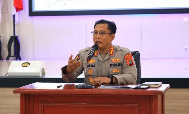 KBOBABEL.COM (PANGKALPINANG) – Penyelidikan dugaan persoalan transaksi jual beli emas yang ditangani Direktorat Reserse Kriminal Khusus (Ditreskrimsus) Polda Kepulauan Bangka Belitung memasuki babak baru. Setelah memeriksa sejumlah pihak dan mengumpulkan berbagai keterangan, penyidik kini masih terus mendalami seluruh rangkaian peristiwa yang dilaporkan Neli guna memastikan ada atau tidaknya dugaan tindak pidana dalam perkara tersebut. Selasa (28/7/2026)