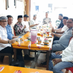 KBOBABEL.COM (PANGKALPINANG),  — Suasana hangat penuh semangat persatuan terasa kental dalam acara Halal Bihalal Forum Pembauran Kebangsaan (FPK) Provinsi Kepulauan Bangka Belitung di Rumah Adat Minangkabau, Sabtu (26/4/2025).