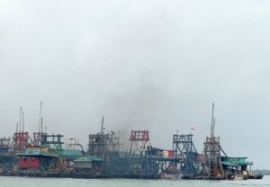 Bos Akon Diduga Kendalikan 11 Kolektor Pembeli Timah Ilegal di Laut Sukadamai Toboali