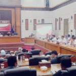 Dewan Perwakilan Rakyat Daerah (DPRD) Kabupaten Bangka Barat menggelar Sidang Paripurna yang bersejarah pada Rabu, 30 April 2025. Sidang ini mengusung dua agenda utama, yaitu pengumuman usulan pemberhentian Bupati dan Wakil Bupati Bangka Barat masa jabatan 2021–2025 serta pengusulan hasil penetapan pasangan calon Bupati dan Wakil Bupati terpilih hasil Pilkada 2024. Kamis (1/4/2025).