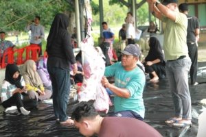 Pemkab Bangka Barat Salurkan 649 Kantong Daging Kurban di Hari Raya Idul Adha