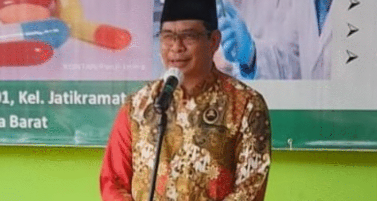Jakarta - Setiap tahun, jutaan umat Islam dari seluruh dunia (min fajjin ‘amiq) memenuhi panggilan spiritual untuk menunaikan ibadah haji dan menyembelih hewan kurban pada Hari Raya Idul Adha. Namun, kurban sejatinya bukan hanya ekspresi spiritual semata, tetapi juga medium sosial yang menyatukan ketundukan kepada Tuhan dengan kepedulian kepada sesama, membangkitkan empati, dan menggerakkan ekonomi kerakyatan.