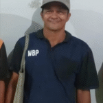 KBOBABEL.COM (Pangkalpinang) – Masyarakat Bangka Belitung dihebohkan dengan kaburnya seorang narapidana dari Lembaga Pemasyarakatan (Lapas) Kelas IIA Tuatunu, Pangkalpinang. Informasi kaburnya narapidana bernama Zulfikar alias Zul ini mulai beredar luas pada Senin, 9 Juni 2025, melalui pesan berantai di grup WhatsApp yang turut menyertakan foto sang napi. Rabu (11/6/2025).