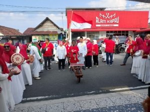 Paslon MERDEKA Diarak Kerito Surong, Tancap Gas ke KPU Tanpa Partai Politik
