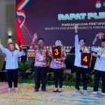 BANGKA BELITUNG – Babak Baru Demokrasi Lokal: Pilkada Ulang Resmi Dimulai. Setelah sebelumnya hanya menyisakan kotak kosong sebagai pemenang, kini masyarakat Kota Pangkalpinang dan Kabupaten Bangka bersiap menghadapi babak baru dalam demokrasi lokal: Pilkada ulang 2025. Kamis (24/7/2025).