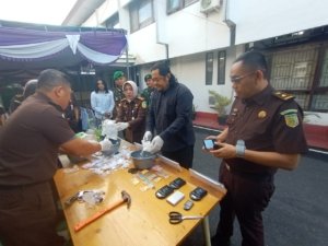 Kejari Pangkalpinang Musnahkan Barang Bukti 41 Perkara, Termasuk Sabu dan Ekstasi