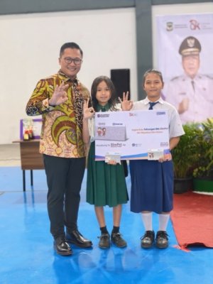 Hari Indonesia Menabung di Pematang Siantar, BRI Serahkan Tabungan Simpel untuk Pelajar