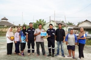 PT Timah Dukung Perbaikan Lapangan Voli di Desa Rias, Dorong Gaya Hidup Sehat dan Kebersamaan Warga