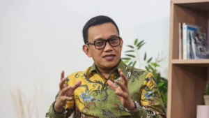 Heboh Foto Domino Bareng Eks Tersangka, Karding Klarifikasi dan Bela Raja Juli