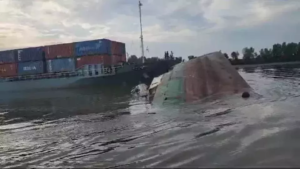 14 Bulan Teronggok, Bangkai Kapal di Pangkalbalam Jadi Sorotan Publik