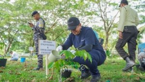 PT Timah Tbk Tanam 1.200 Pohon Produktif, Wujudkan Program Seribu Pohon untuk Negeri