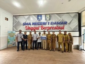 PT Timah Bangun Pos Satpam dan Gapura di SMAN 1 Damar, Dukung Lingkungan Belajar yang Aman