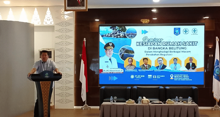KBOBABEL.COM (Pangkalpinang) – Dunia kesehatan di Bangka Belitung kembali menjadi sorotan. Gubernur Kepulauan Bangka Belitung Dr (Hc) Hidayat Arsani secara tegas menyinggung persoalan serius terkait profesionalisme dokter serta perlunya perlindungan terhadap tenaga medis. Sabtu (13/9/2025).