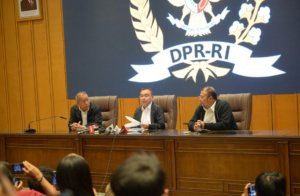 Dasco: DPR Stop Hak Keuangan Anggota Nonaktif, Tunggu Putusan Mahkamah Partai
