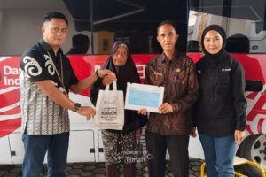 PT Timah Tbk Hadirkan Mobil Sehat, Layani Ratusan Warga di Pulau Bangka dan Karimun