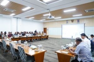 PT TIMAH Tbk Akomodir Aspirasi Warga Bukit Layang dalam Pertemuan Penambangan Timah
