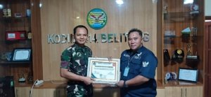 PJS Belitung Serahkan Piagam Apresiasi ke Dandim 0414/Belitung, Wujud Sinergi Pers dan TNI
