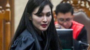 Terbongkar di Sidang! Sandra Dewi Gunakan Rekening Asisten untuk Terima Dana dari Harvey Moeis