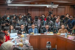 MKD DPR Putuskan Sahroni, Nafa Urbach, dan Eko Patrio Bersalah Langgar Etik, Adies Kadir dan Uya Kuya Bebas