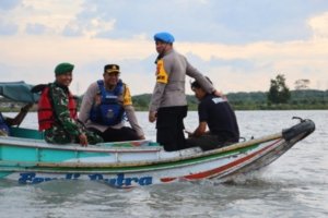 Operasi Gabungan Tertibkan Tambang Ilegal di Bawah SUTET, Penambang Kooperatif Ikuti Instruksi