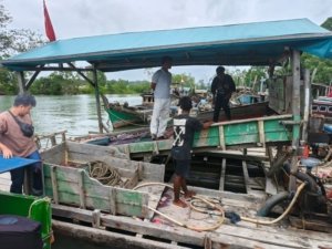 Penyelam Timah Tewas Tertimbun Longsoran Pasir di Laut Bangka Barat, Polisi Selidiki Penyebabnya