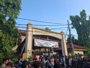 Densus 88 Ungkap Pelaku Ledakan SMA 72 Jakarta Belajar Merakit Bom Secara Otodidak dari Internet
