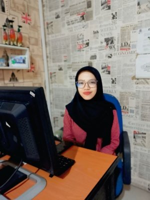 KBOBABEL.COM (Jakarta) — Kebangkitan energi nuklir global kian nyata, seiring semakin banyak negara maju kembali menempatkan nuklir sebagai tulang punggung transisi energi. Mengutip dari Bloomberg, Pemerintah Provinsi Ontario, Kanada, telah menyetujui pembangunan pembangkit listrik tenaga nuklir modular kecil (small modular reactor atau SMR) senilai C$20,9 miliar, setara sekitar US$15 miliar, di kompleks Darlington Nuclear Plant, Ontario. Proyek ini akan menjadi pembangunan PLTN modular pertama di negara anggota G7 dan dipandang sebagai tonggak penting dalam kebijakan energi Kanada.