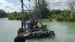 Satgas Gakkum OTM 2025 Amankan Dua Penambang Timah Ilegal di Sungai Bacang