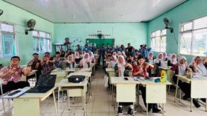 Mahasiswa UBB Sosialisasikan Jalur Seleksi PTN 2026 kepada Siswa SMA Negeri 3 Pangkalpinang