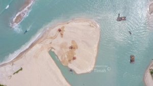 Akses Kapal Sering Tersendat, PT TIMAH Tbk Turun Tangan Keruk Muara Air Kantung