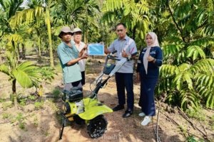 Dukung Pertanian Desa, PT TIMAH Tbk Salurkan Mini Kultivator untuk Kelompok Tani Kundur