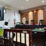 KBOBABEL.COM (PANGKALPINANG) — Sidang lanjutan perkara dugaan kelalaian medis yang menjerat Dokter Ratna kembali mengungkap fakta krusial yang memantik pertanyaan serius soal transparansi layanan kesehatan dan konstruksi hukum perkara medis. Jum'at (16/1/2026)