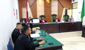 KBOBABEL.COM (PANGKALPINANG) — Sidang lanjutan perkara dugaan kelalaian tenaga medis yang mengakibatkan meninggalnya pasien anak berinisial AR (10) kembali digelar di Pengadilan Negeri Pangkalpinang, Rabu (29/1/2026). Persidangan yang berlangsung sejak pukul 09.56 WIB hingga mendekati siang itu menguak fakta krusial: pasien AR ditangani oleh dua Dokter Penanggung Jawab Pelayanan (DPJP) dengan tanggung jawab yang sama, tanpa klasifikasi utama atau pendamping. Sabtu (31/1/2026).