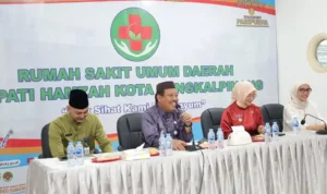 Rapat-evaluasi-yankes-RSUD-Depati-Amir-Pangkalpinang