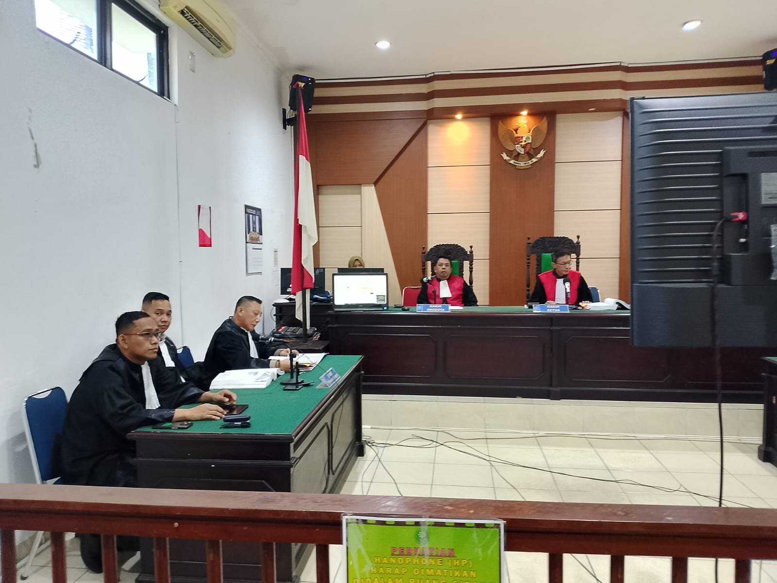 KBOBABEL.COM (Pangkalpinang) — Sidang lanjutan perkara dugaan kelalaian medis dengan terdakwa dr Ratna Setia Asih kembali membuka fakta sensitif yang selama ini seperti disimpan rapat-rapat. Sabtu (31/1/2026).