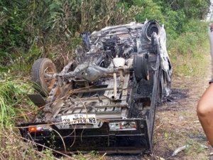 Curi Puluhan Janjang Sawit, Pria di Bangka Barat Ditangkap Warga, Mobilnya Hangus Dibakar