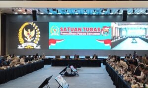 dpr-gelar-rapat-koordinasi-dengan-pemerintah-bahas-progres-pemulihan-pascabencana-sumatera-18022026-110842