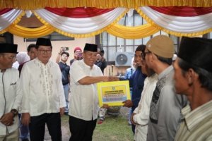 Bantu Masyarakat dan Yayasan, Gubernur Hidayat Arsani Gelar Safari Ramadan di Belitung Timur