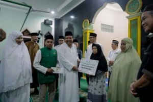 Wali Kota Pangkalpinang Hadir di Musala Sriwijaya, Safari Ramadan Bawa Kejutan Santunan dan Bantuan!