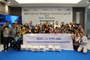 Buka Puasa Bersama dan Bagikan Paket Ramadhan, BRI Balige Bersama Yatim Piatu Dhuafa!