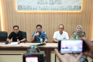 Kejati Sumsel Bongkar Kredit Fiktif Ratusan Miliar, 8 Pejabat Bank Jadi Tersangka