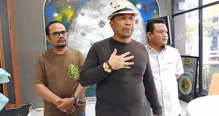 KBOBABEL.COM (PANGKALPINANG) – Kasus penetapan tersangka terhadap advokat DR Andi Kusuma oleh Polda Bangka Belitung dalam dugaan penipuan dan penggelapan dana Rp100 juta kian memanas dan membuka tabir yang lebih luas. Sabtu (4/4/2026)